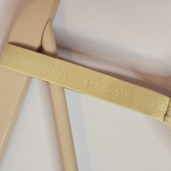 WOLFORD Underwire Bra Ivory/Cream Color 38C - Picture 4 of 12